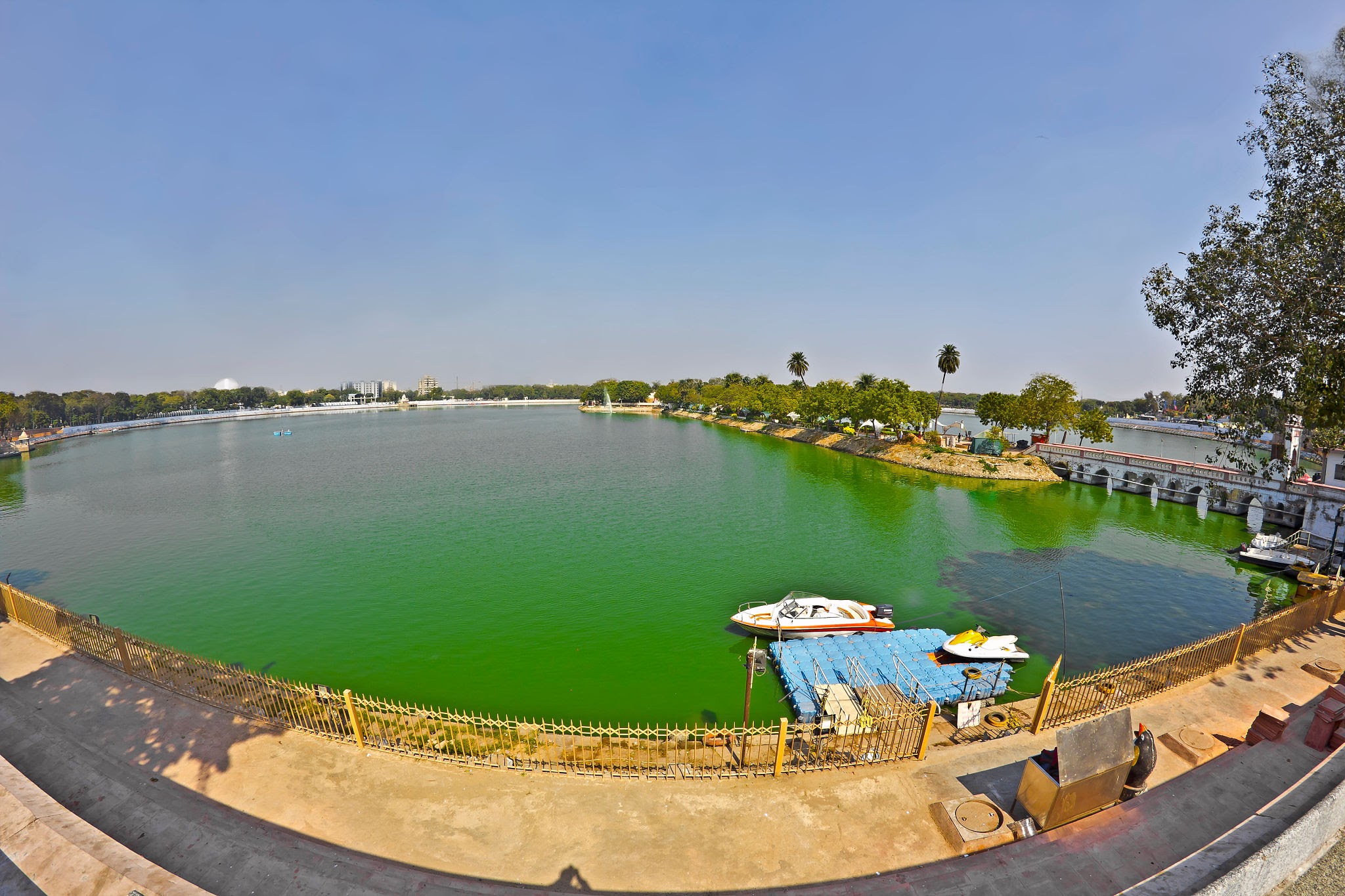 images?q=tbn:ANd9GcTTZa4qmruFuwWuqydlpipg3-nTzZqp5yeQdS5bMcRZr13uWhso7AJiImWdSjGAicHvrG9K&profile=RESIZE_710x