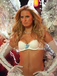 Karolina Kurkova fotos