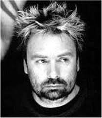 http://t1.gstatic.com/images?q=tbn:0WXZ1HnEnfTtgM:imstars.aufeminin.com/stars/fan/luc-besson/luc-besson-20051002-75448.jpg