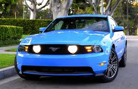 صور موستنج Ford-Mustang_GT_2010-Image-00018-800