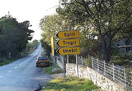 http://t1.gstatic.com/images?q=tbn:1r8Vjt714fz9OM:http://www.cronautic.com/images/allgemein/mapsign_drnis2.jpg