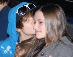 justin bieber ex girlfriend