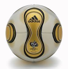http://t1.gstatic.com/images?q=tbn:2aIVuGrmj44ocM:http://ashmawy66.googlepages.com/teamgeist_final_match_ball_2006_fifa.jpg