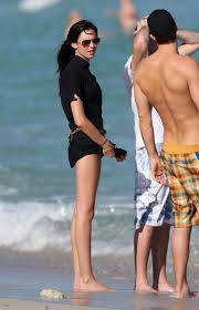 Odette Yustman hot