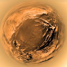http://t1.gstatic.com/images?q=tbn:2hcRy0rqYbvhjM:http://zuserver2.star.ucl.ac.uk/~idh/apod/image/0605/titan5km_huygens_big.jpg&t=1