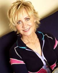 lulu | biography | gallery