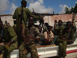 Dowlada iyo Shabaab oo Dhalinyarada si qasab ah ku daaalgelinaaya.