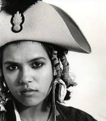 annabella lwin