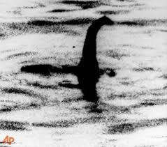 top legendaris dunia Loch-ness-monster2