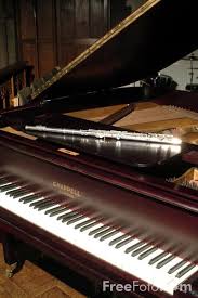 piano pictures