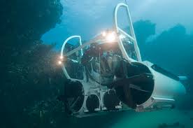 private submarine