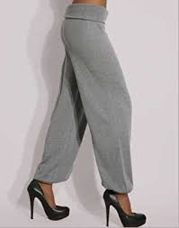 jogging-pants-with-heels.jpg