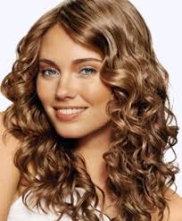 styling curly hair