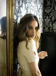 Caroline Dhavernas Official Website