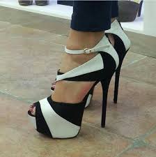 How to Choose Black And White High Heels | All Fashion News ...