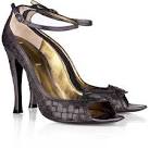 http://www.momist.com/blog/uploaded_images/Bottega%2520Veneta%2520Intrecciato%2520ankle%2520strap%2520shoes-774880.jpg