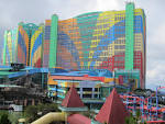 File:First World Hotel Genting + Theme park.jpg - Wikipedia, the ...
