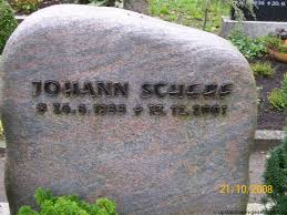 Grab von Johann Scherf (24.08.1933-15.12.2001), Friedhof Plaggenburg