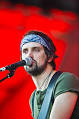 http://upload.wikimedia.org/wikipedia/commons/thumb/2/23/Sergio_Pizzorno_-_Kasabian_-_Roskilde_Festival_2010.jpg/220px-Sergio_Pizzorno_-_Kasabian_-_Roskilde_Festival_2010.jpg