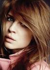 clemence poesy Clémence Poésy