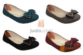 GROSIR SEPATU DAN SANDAL - Jualo.com