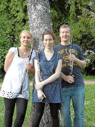 Julia Guhl, Michal Lewkowicz und John Slack (von links) spielen am 3. Juni in der evangelischen Stadtkirche. Foto: LinkFoto: Schwarzwälder-Bote - media.media.058d27a0-cba8-43e4-a44a-82a5d3fd0db6.normalized