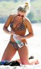 http://i.dailymail.co.uk/i/pix/2008/06/25/article-0-01BBF8AF00000578-433_468x781.jpg