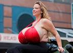 http://healthylifecarenews.com/wp-content/uploads/2011/05/Chelsea-Charms.jpeg
