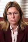 Julie Smith disputed a judge's order granting joint custody over her ... - images?q=tbn:ANd9GcQ6kxB1yUfR25L2Dit0IDPiylSg0uN0212uoh4mH6WhQrOmjEFb8CsCNBxE