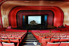 The silent, empty Wakefield - via Daymix