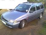Vehicle ford escort estate - Cars world