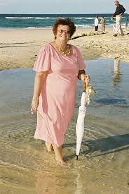 Real Mother of the Bride Dresses :  wedding mob dress Images?q=tbn:ANd9GcQ7J6eY IDXAHJJehvI8sLSJO1Kc9xXrAPG5PNaVezzPZc8I3ho7w