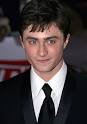 Daniel Radcliffe - images?q=tbn:ANd9GcQ7agM6ED6Jxw5scsL4o94SD-G83airVUpgxEAG5Zg-pN72f6fR9KGD74w