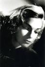 http://i2.listal.com/image/363755/600full-simone-signoret.jpg
