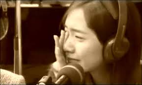 [PICS + GIFS][08/02/2012] Yoong cry Images?q=tbn:ANd9GcQAIaBbJVBWISg1T0uCQmjo7S8Ne_SHkenktgy8gqaCWA4mm-jP-J8z1eIUZw