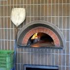 pizza oven in England Hill, - via Daymix