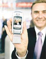 Yozgatlı Mustafa İlhan Avustralya&#39;da kurduğu telefon şirketi ile ülkenin 40 ... - g0101