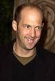 Anthony Edwards (l'inspecteur William Armstrong) - images?q=tbn:ANd9GcQBcgttZCbQW7tporbu4BIfm9zROcF9v8-2wfcr7N0wC2PnjOM7Nckk7g