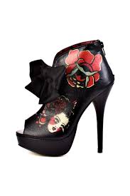 Iron Fist - Parting Kiss Platform Bootie black by Jackie Dunn Smith