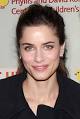 Image <b>Amanda Peet</b> at the 21st annual Light up a Life benefit in  09 Picture