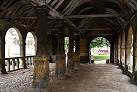 built in 1627 to provide shelter for local fresh produce traders and the - via Daymix