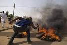 Five killed in second day of Charlie Hebdo protests in Niger | Reuters