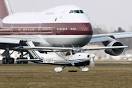 Cessna 172 and Boeing 747: Picture No. 4703 from Pixstel