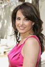 http://greenobles.com/data_images/jacqueline-obradors/jacqueline-obradors-04.jpg