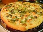 pizzas food cheeses shrimp - via Daymix