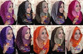 Jilbab Hoodie Modern Polkahood Laluna | Grosir Jilbab Murah