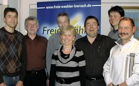 Die Kandidaten der Freien Wähler (von links): Ralf Meier, Erwin Stirnadel, Helmut Gramlich, Jutta di Marco, Herbert Rübin, Jörg Müller und Thomas Vogel.