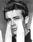 James Dean James Dean - James-Dean-james-dean-4847240-472-600