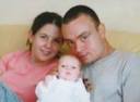 ... Killer father David Cass with baby Ellie and her mother Kerry Hughes - article-1059230-02C1D44100000578-426_468x345