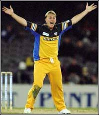 Shane Lee Lee, the elder brother of fast bowler Brett, last played for Australia in the ICC ... - 24shane